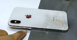 thay kính lưng iphone