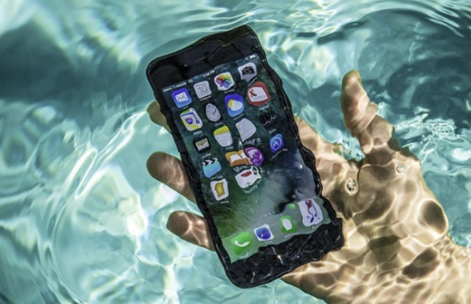 Sửa iPhone X bị loạn cảm ứng 20 Sua iPhone 6 bi loan cam ung 5 Sửa iPhone X bị loạn cảm ứng
