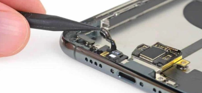 Thay IC nguồn iPhone 6 Plus giá cực rẻ, chất lượng cao