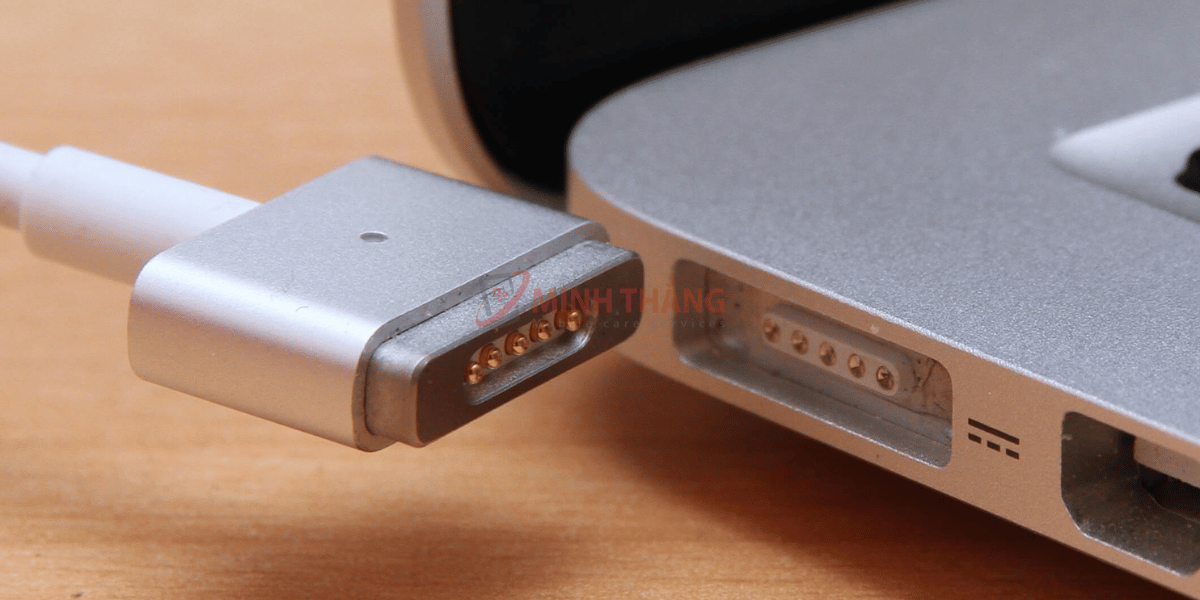 Sửa Sạc Macbook Pro 2016 8 Sua sac macbook 1 1 Sửa Sạc Macbook Pro 2016