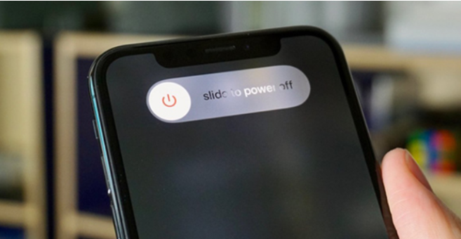 Thay ổ sim iPhone SE 2020 13 Thay o sim iPhone 6 2 Thay ổ sim iPhone SE 2020